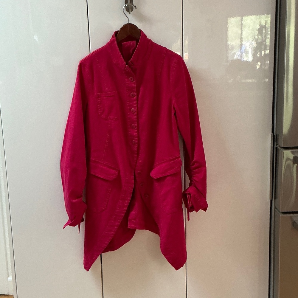 Chic Fuchsia Women's Denim Jacket